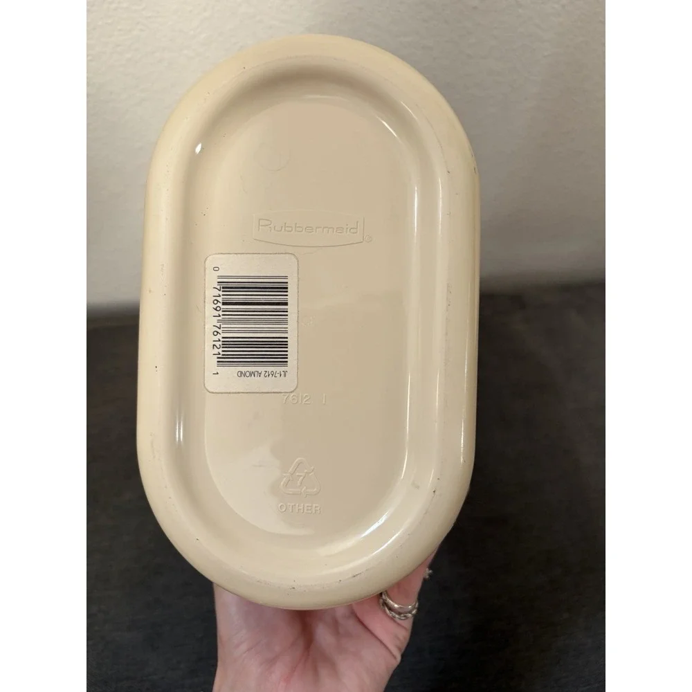 Rubbermaid Wastebasket Almond Oval Swirl Contour Plastic Trash Can Vtg 80s